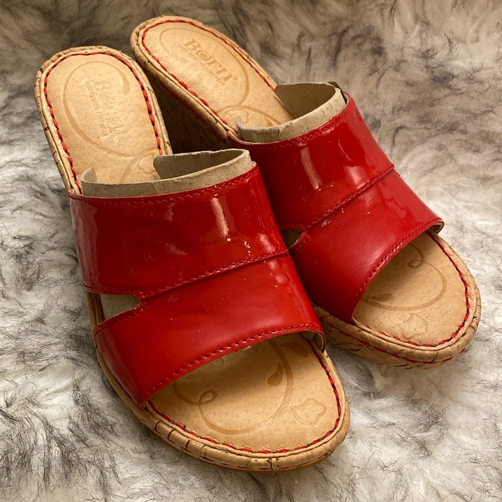 NEW BORN red patent leather hand crafted wedges - Picture 3 of 12